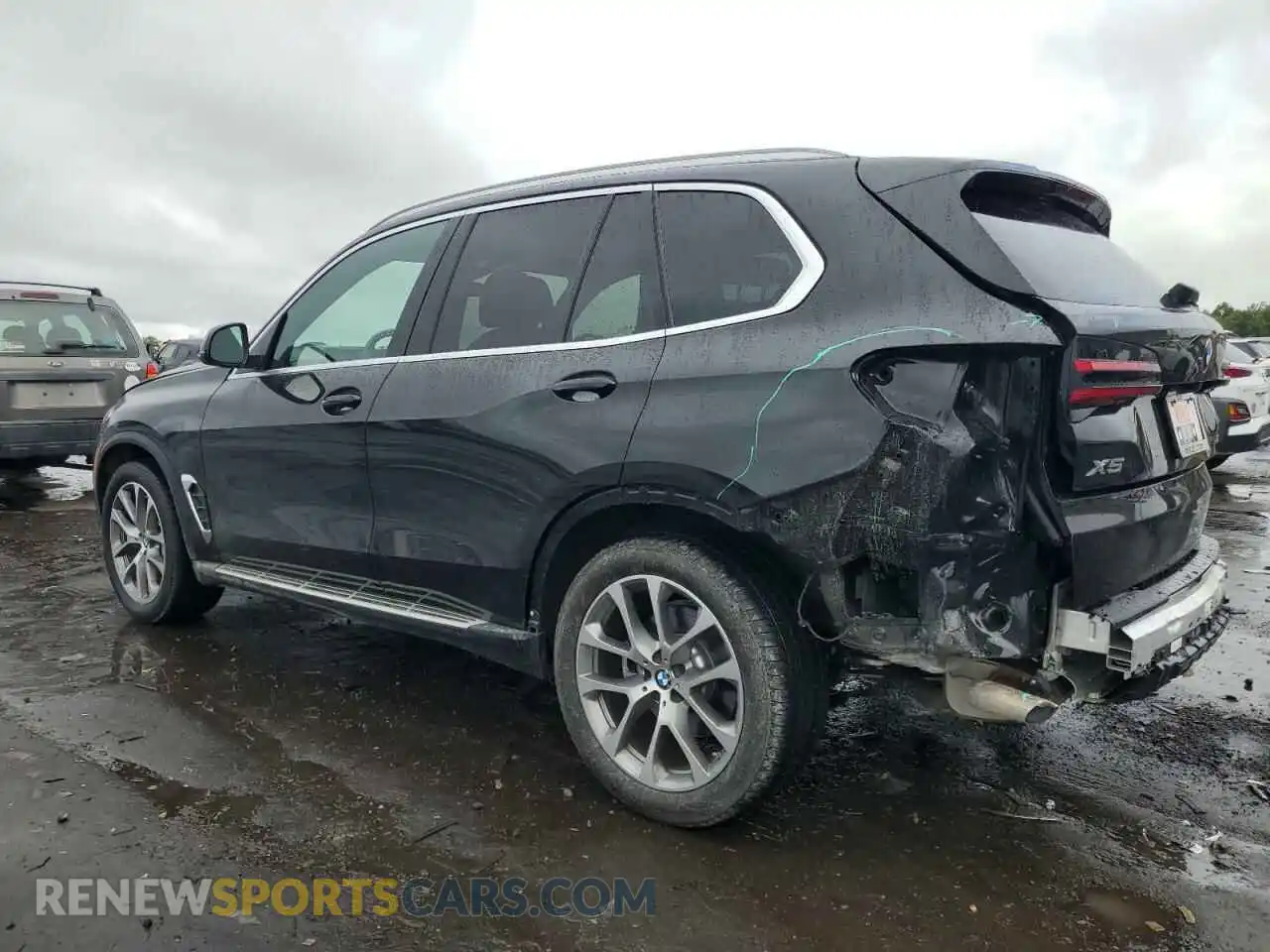 2 Photograph of a damaged car 5UX23EU0XR9S61828 BMW X5 2024
