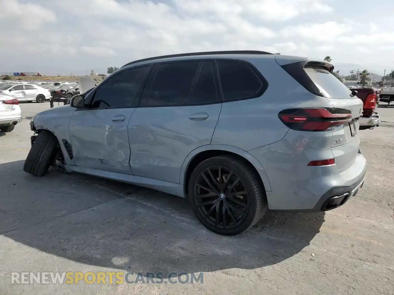 2 Photograph of a damaged car 5UX23EU0XR9S63210 BMW X5 2024