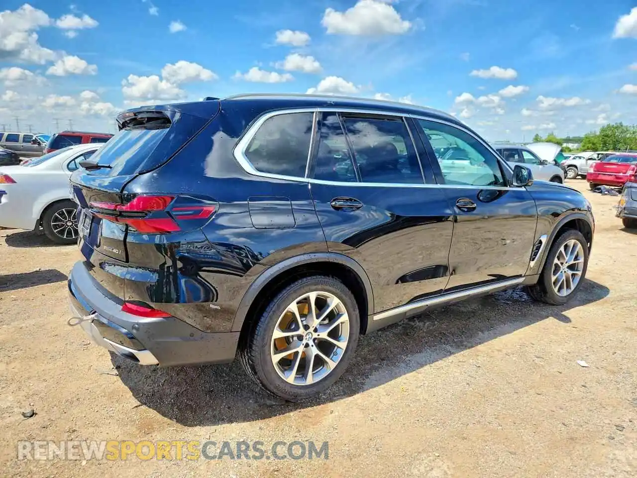3 Фотография поврежденного автомобиля 5UX23EU0XR9V62891 BMW X5 2024