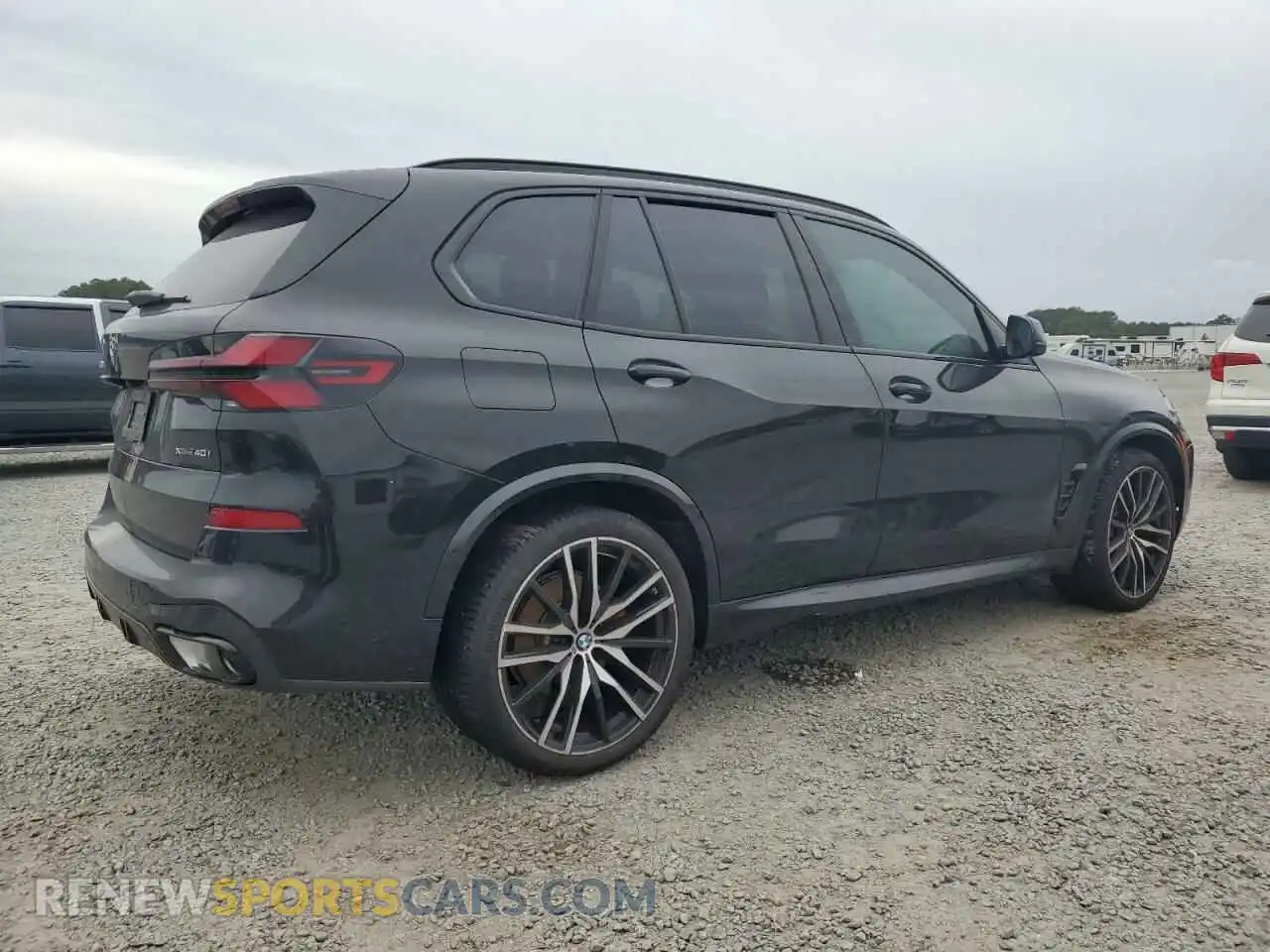 3 Фотография поврежденного автомобиля 5UX23EU0XR9V64348 BMW X5 2024