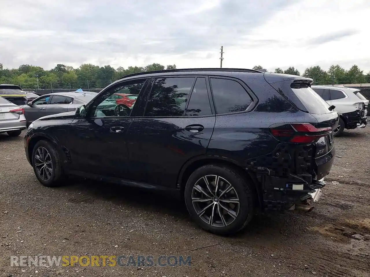 2 Фотография поврежденного автомобиля 5UX43EU04R9U19024 BMW X5 2024