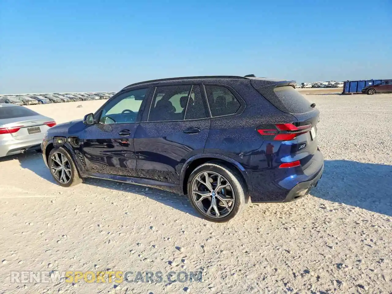 2 Photograph of a damaged car 5UX43EU06R9U73408 BMW X5 2024