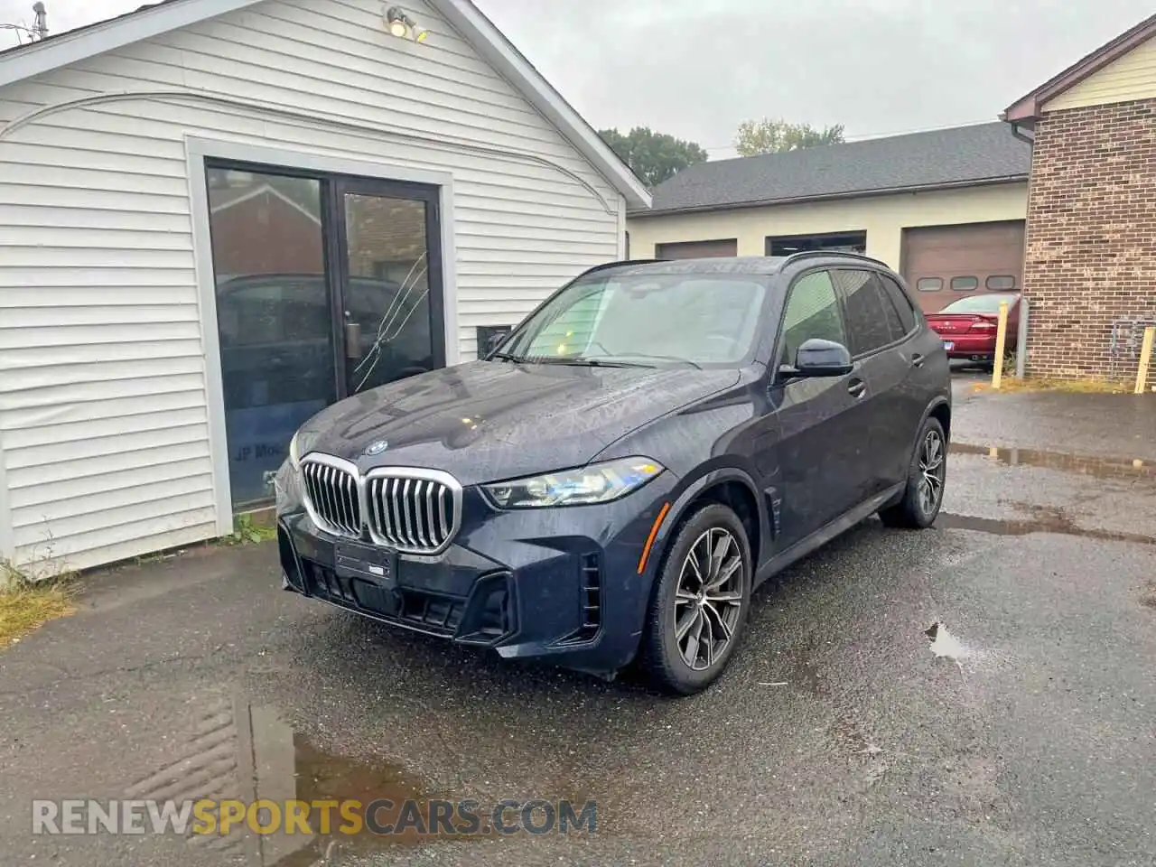 1 Фотография поврежденного автомобиля 5UX43EU07R9S85822 BMW X5 2024