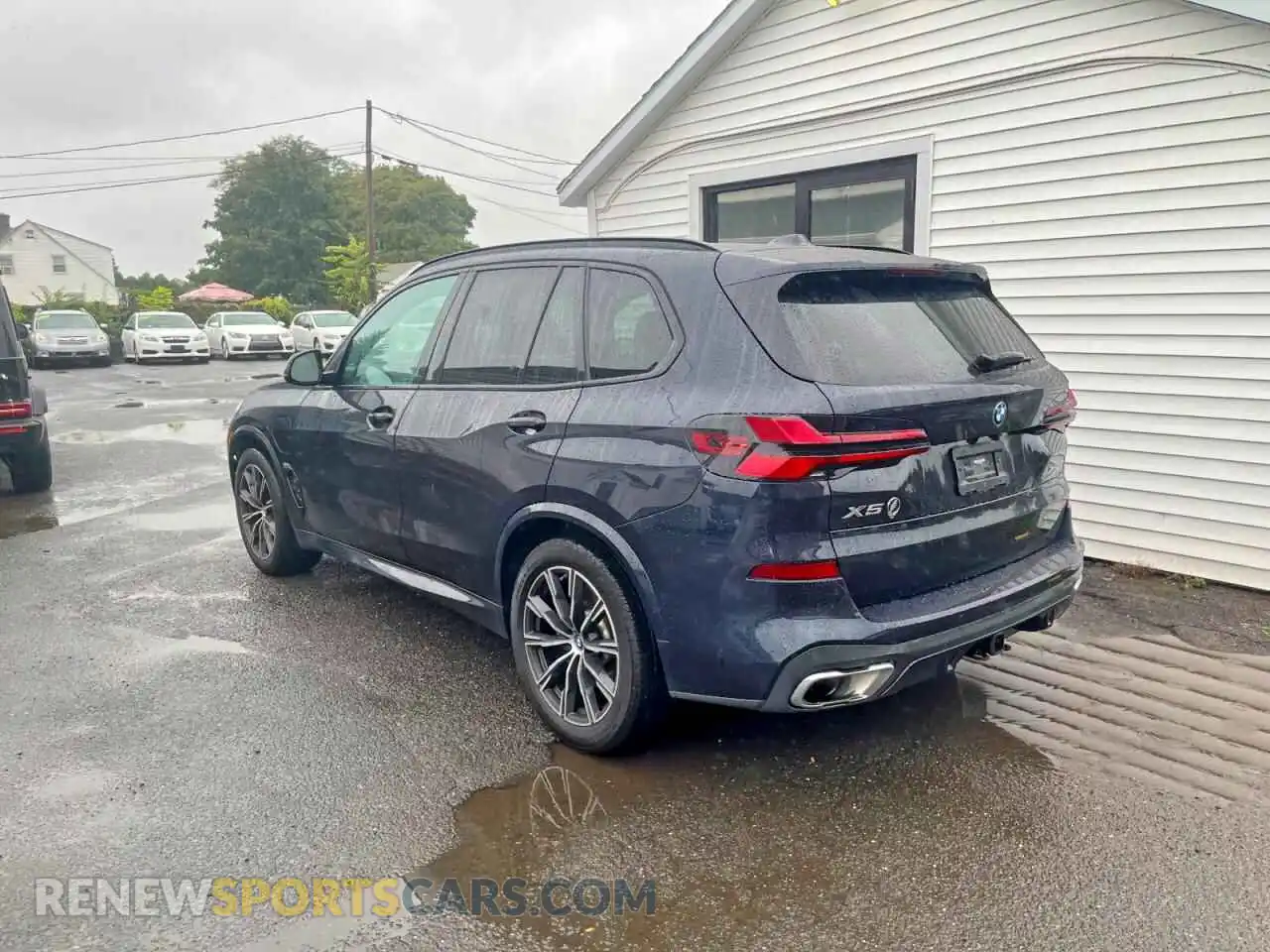 2 Фотография поврежденного автомобиля 5UX43EU07R9S85822 BMW X5 2024