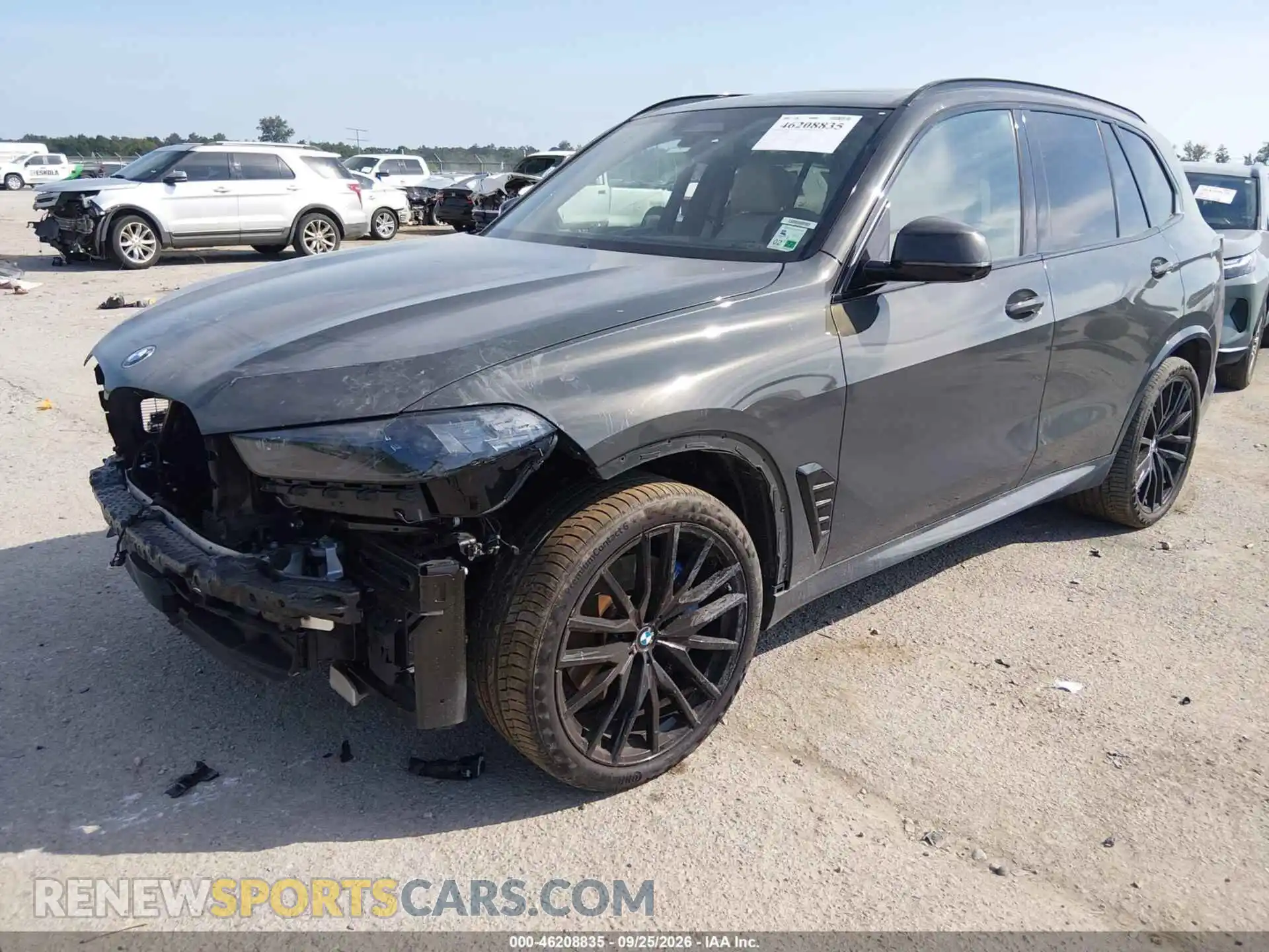 2 Photograph of a damaged car 5UX13EU02S9Y64256 BMW X5 2025