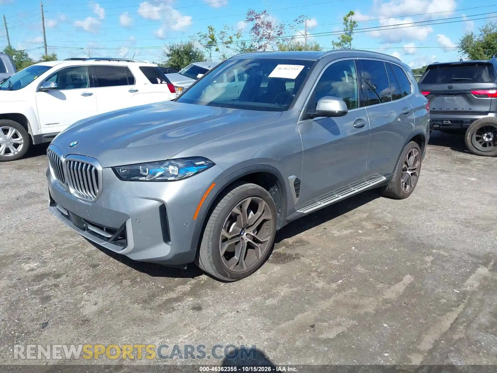 2 Photograph of a damaged car 5UX13EU08S9W44829 BMW X5 2025