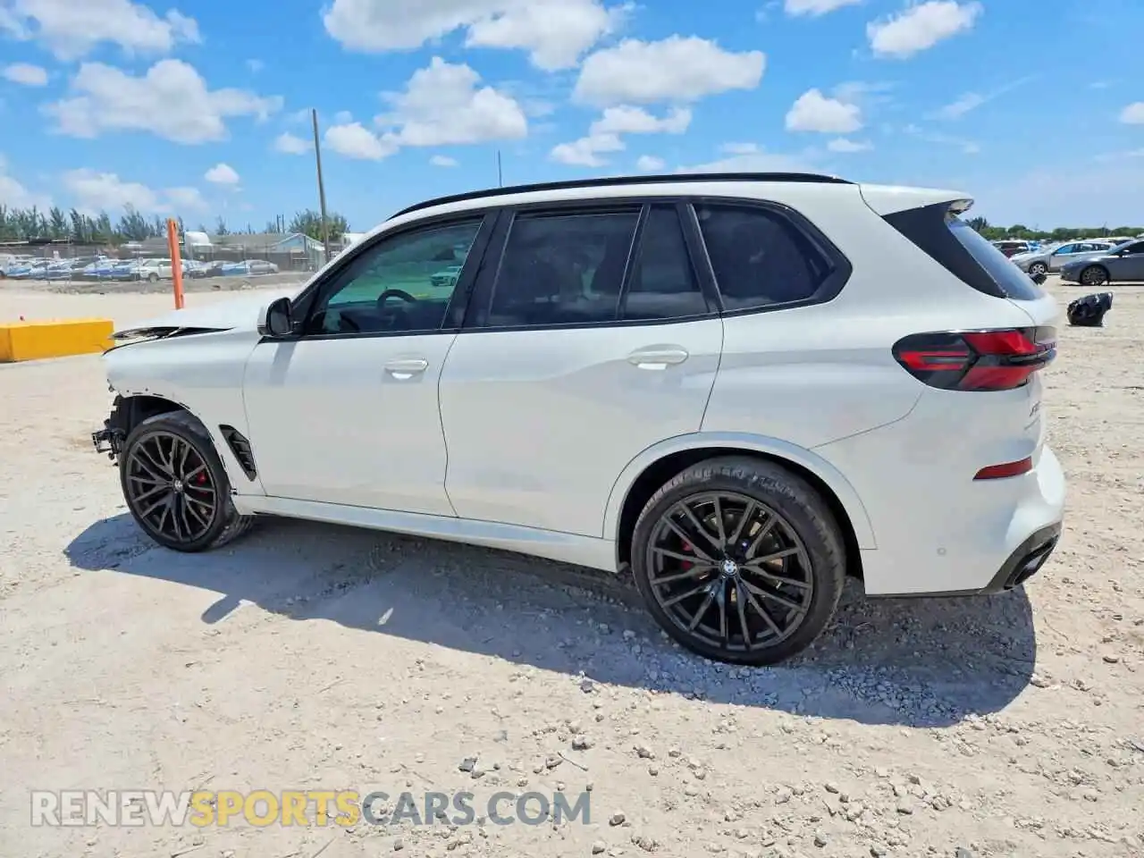 2 fotografías del automóvil dañado 5UX13EU0XS9Z30598 BMW X5 2025