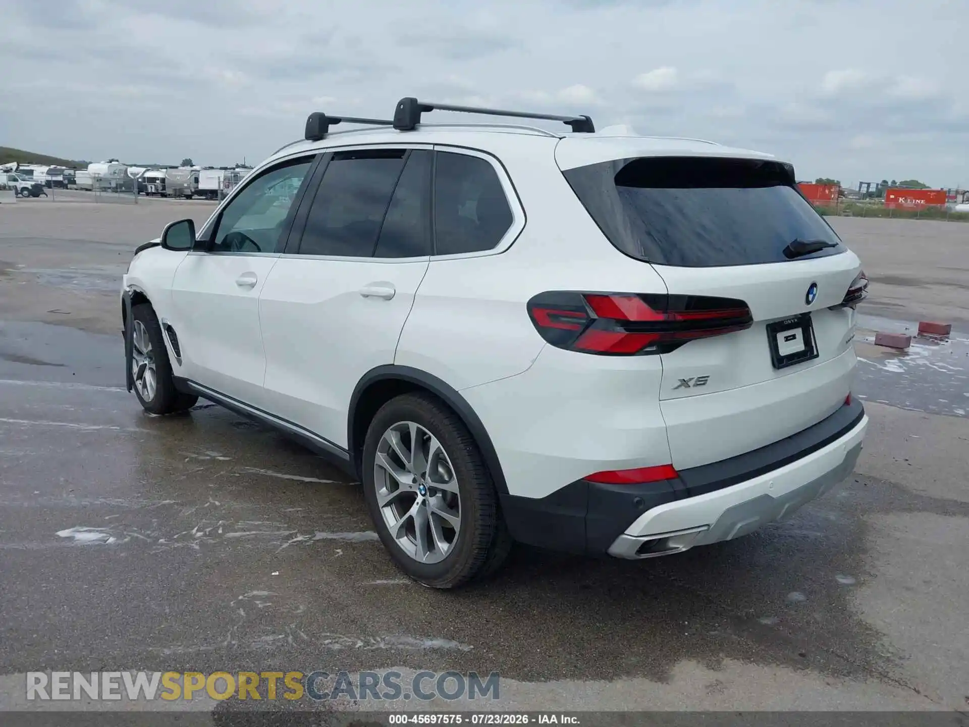3 fotografías del automóvil dañado 5UX23EU00S9Y30451 BMW X5 2025