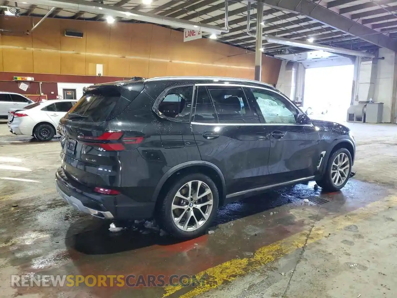 3 fotografías del automóvil dañado 5UX23EU00S9Y38386 BMW X5 2025