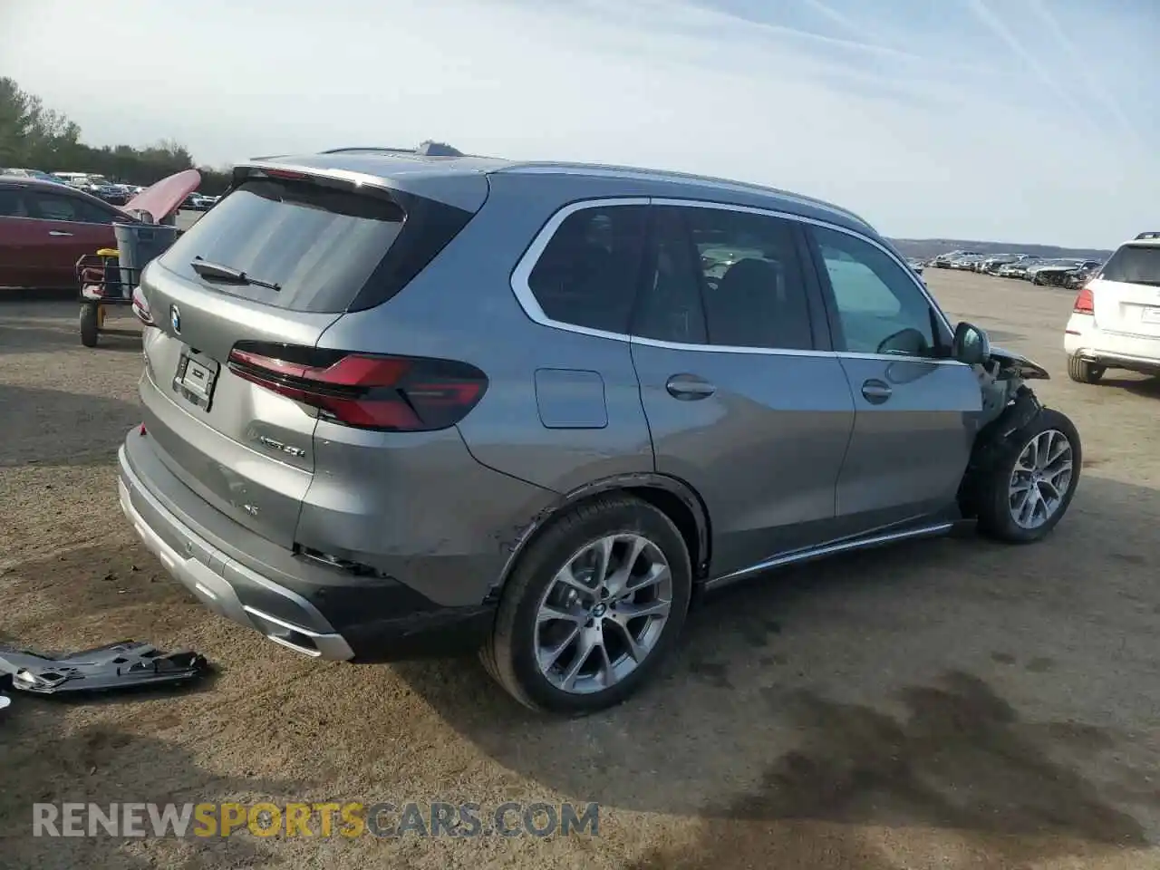 3 Фотография поврежденного автомобиля 5UX23EU01S9Z44555 BMW X5 2025