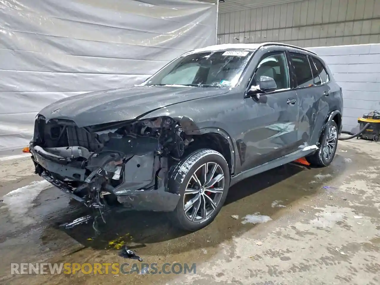 1 fotografías del automóvil dañado 5UX23EU02S9Y34226 BMW X5 2025