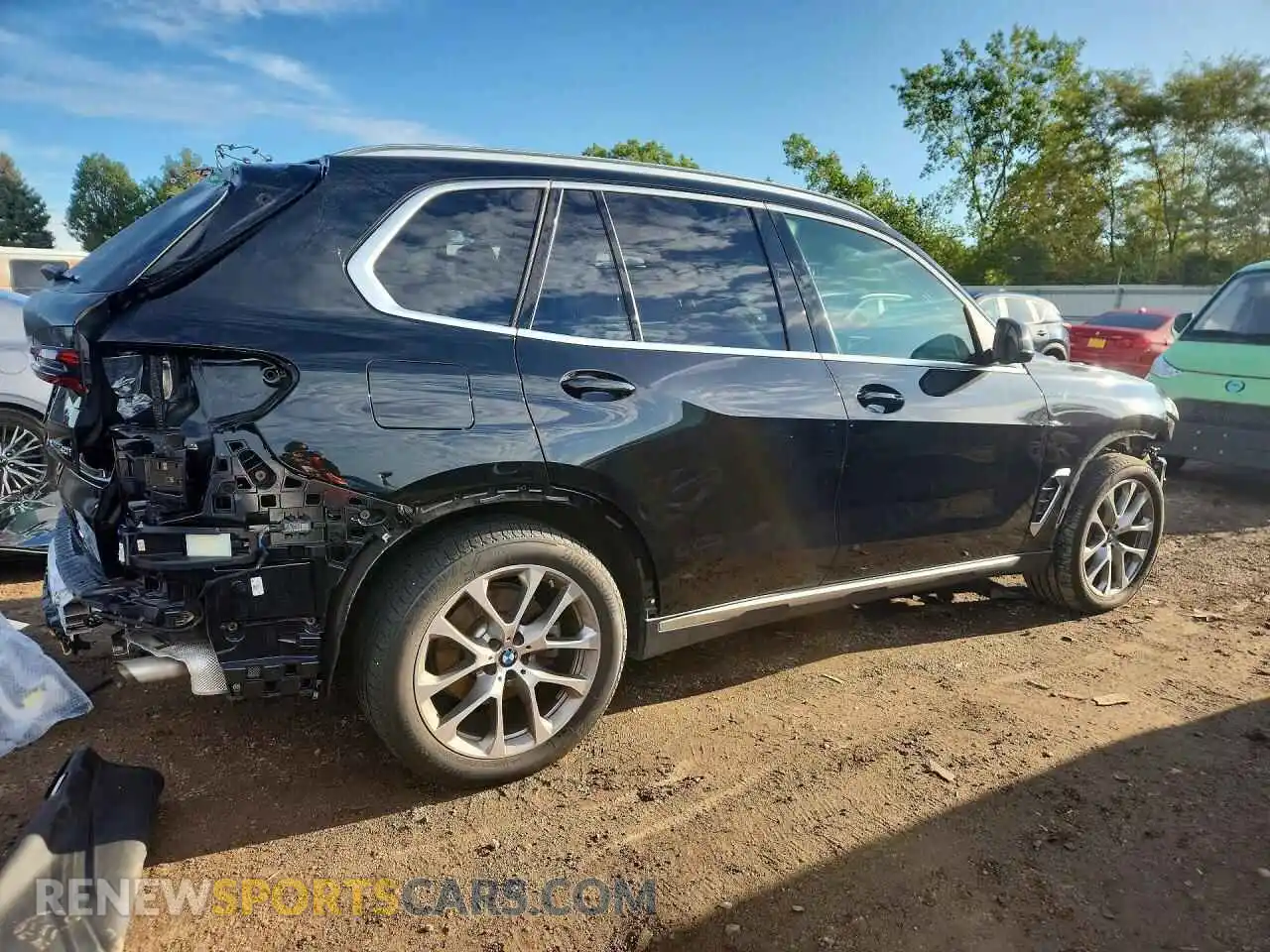 3 Photograph of a damaged car 5UX23EU03S9Z80571 BMW X5 2025