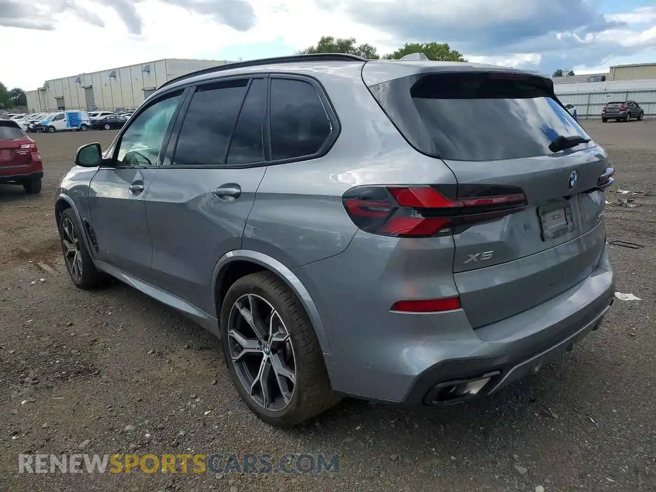 2 Фотография поврежденного автомобиля 5UX23EU06S9W55381 BMW X5 2025