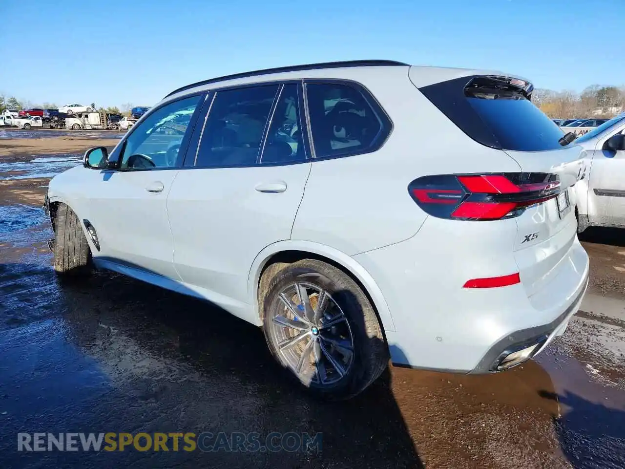 2 Photograph of a damaged car 5UX23EU06S9X87170 BMW X5 2025