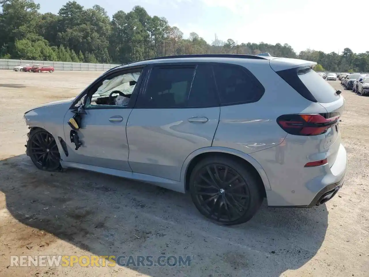 2 Photograph of a damaged car 5UX23EU06S9Z77602 BMW X5 2025