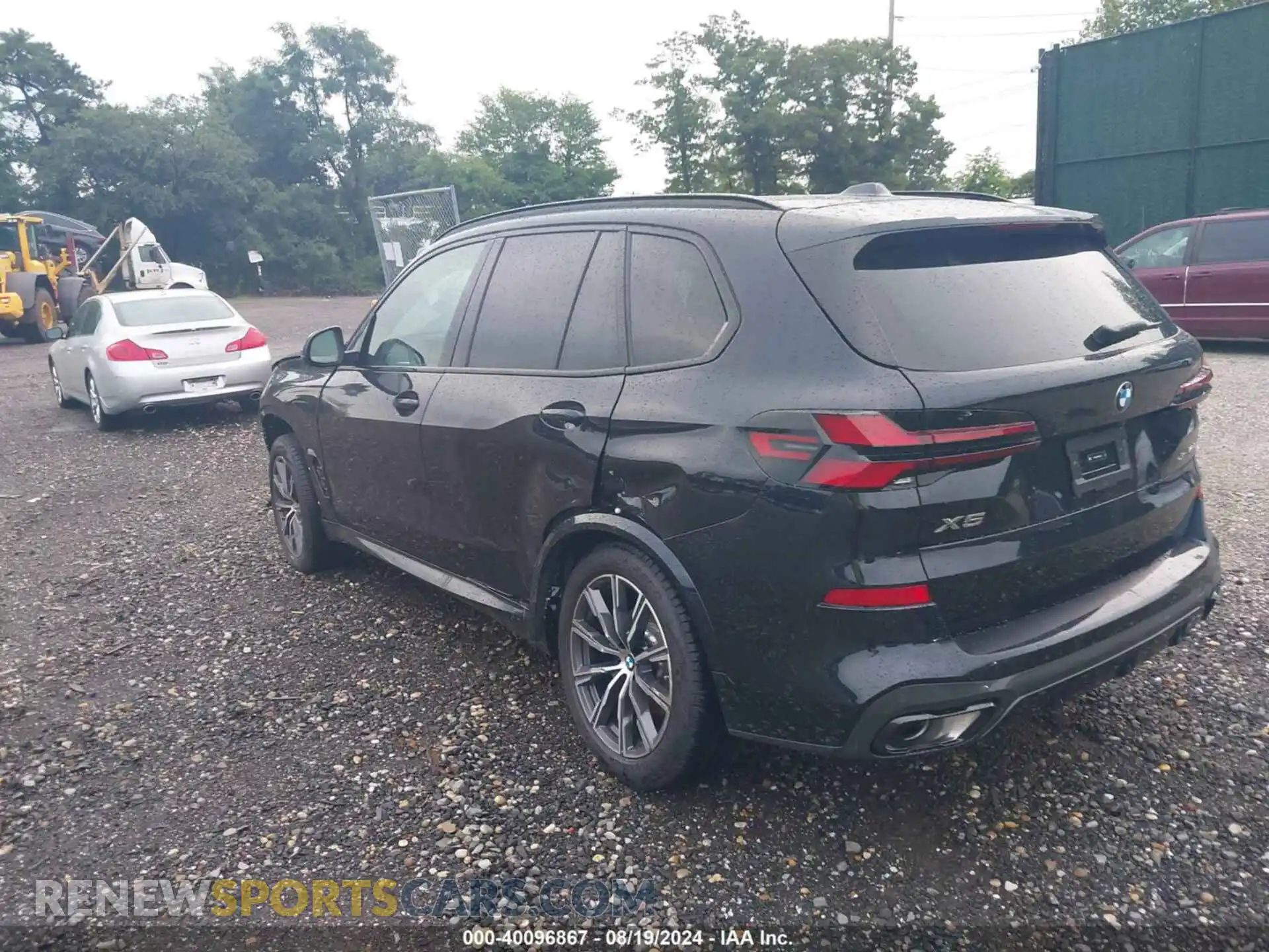 3 Photograph of a damaged car 5UX23EU07S9W72755 BMW X5 2025