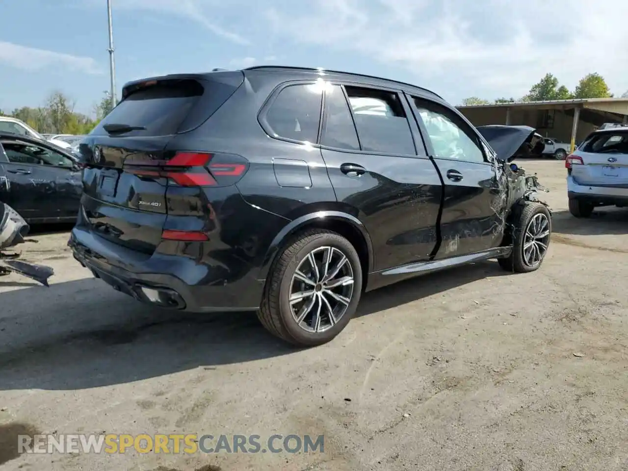 3 Photograph of a damaged car 5UX23EU08S9W46620 BMW X5 2025
