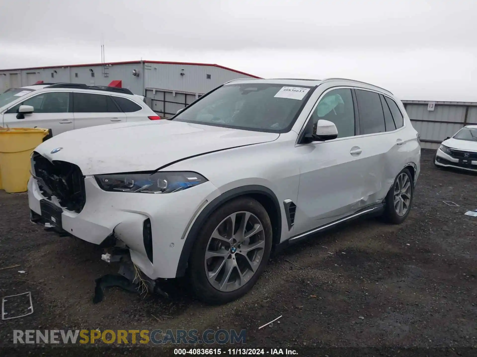 2 Photograph of a damaged car 5UX23EU08S9W52935 BMW X5 2025