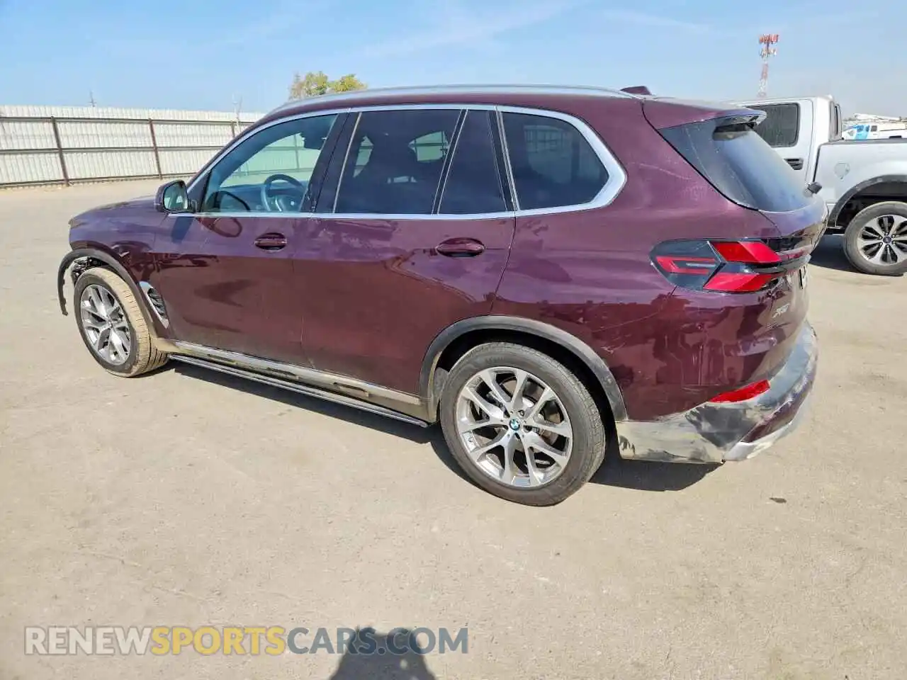 2 Photograph of a damaged car 5UX23EU08S9Y84144 BMW X5 2025