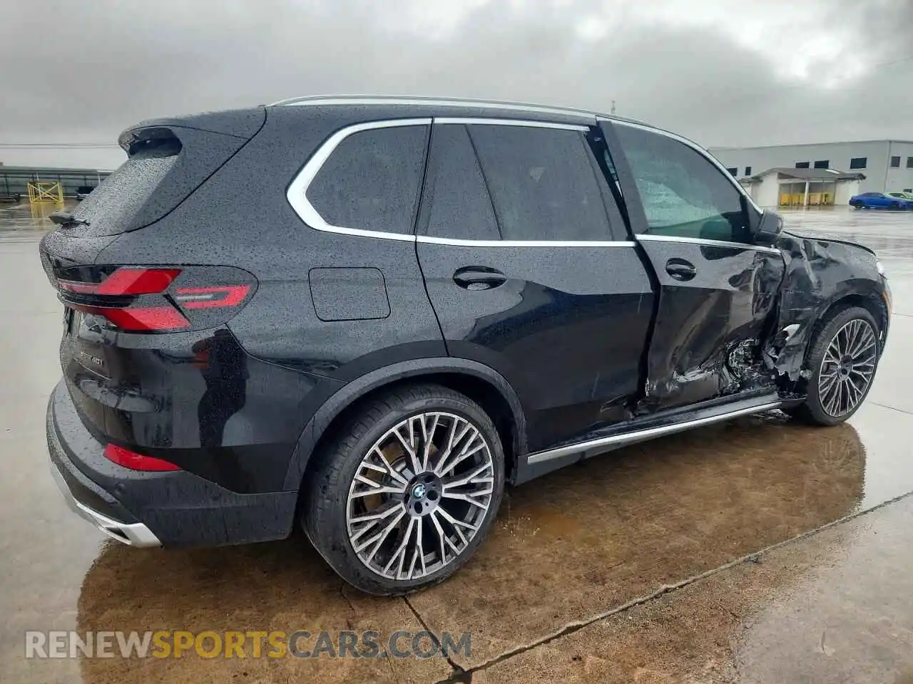3 Photograph of a damaged car 5UX23EU09S9Y38581 BMW X5 2025