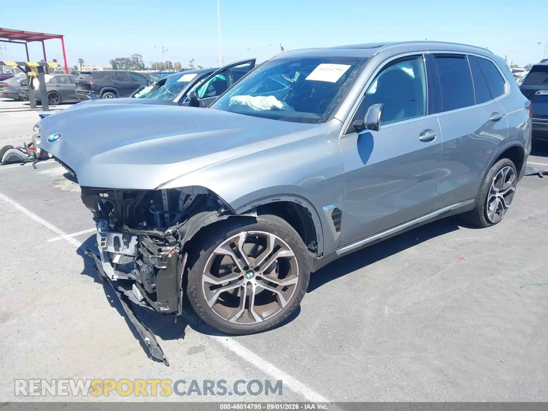 2 fotografías del automóvil dañado 5UX23EU09S9Y89191 BMW X5 2025