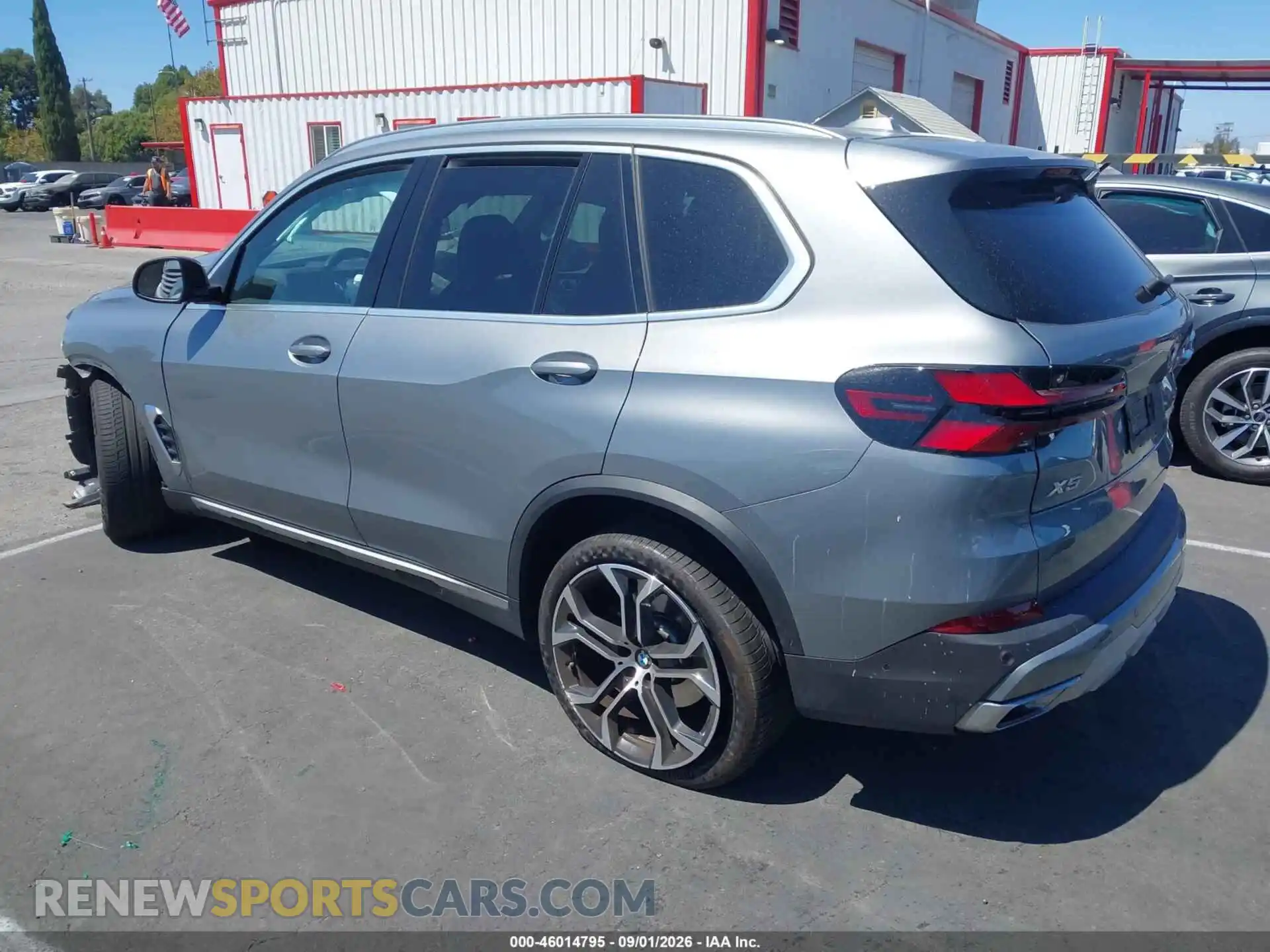 3 fotografías del automóvil dañado 5UX23EU09S9Y89191 BMW X5 2025