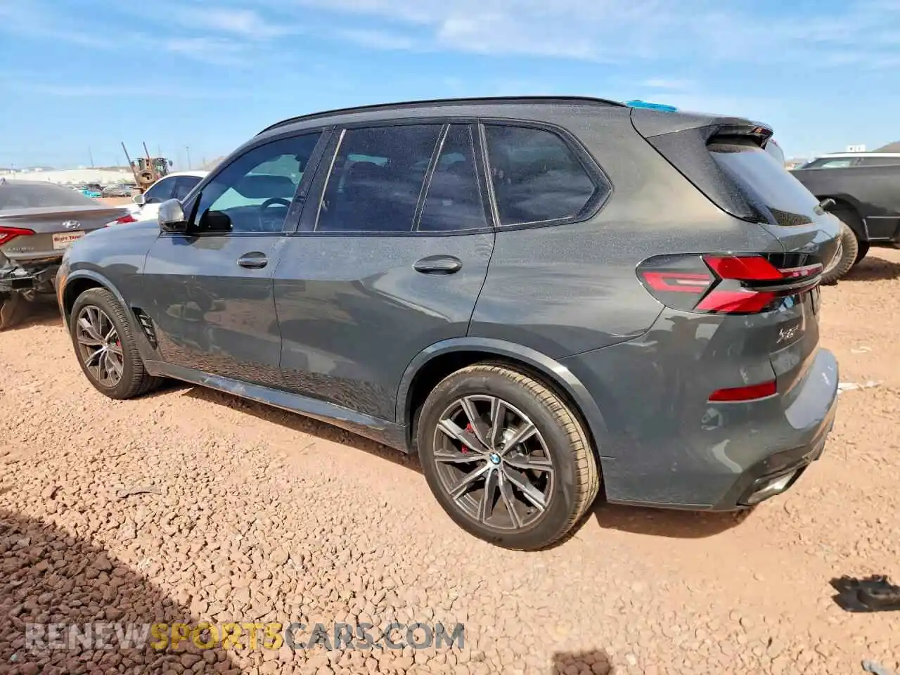 2 Photograph of a damaged car 5UX23EU0XS9000107 BMW X5 2025