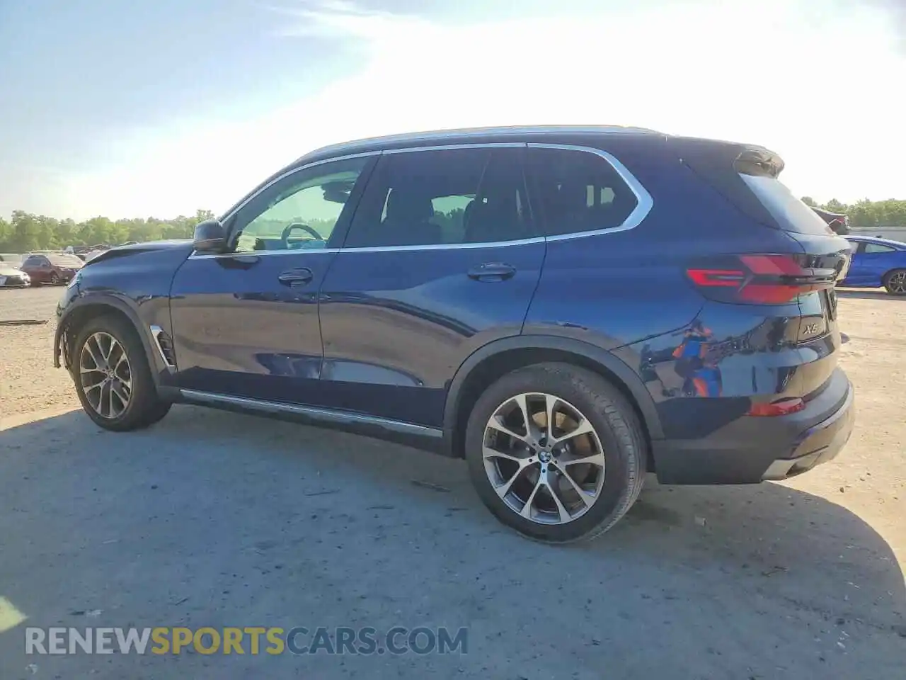 2 Photograph of a damaged car 5UX23EU0XS9W78386 BMW X5 2025