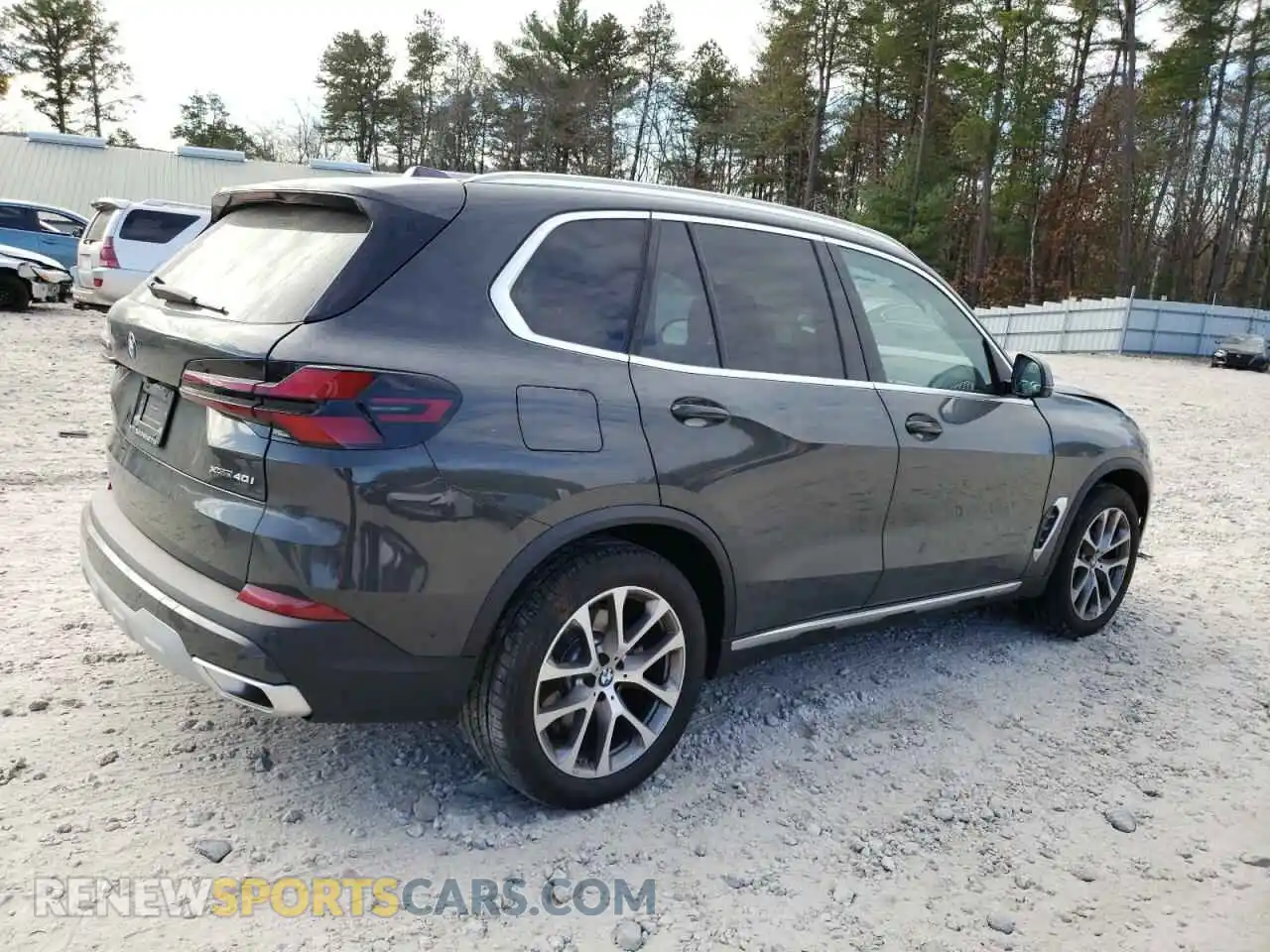 3 Photograph of a damaged car 5UX23EU0XS9X77077 BMW X5 2025