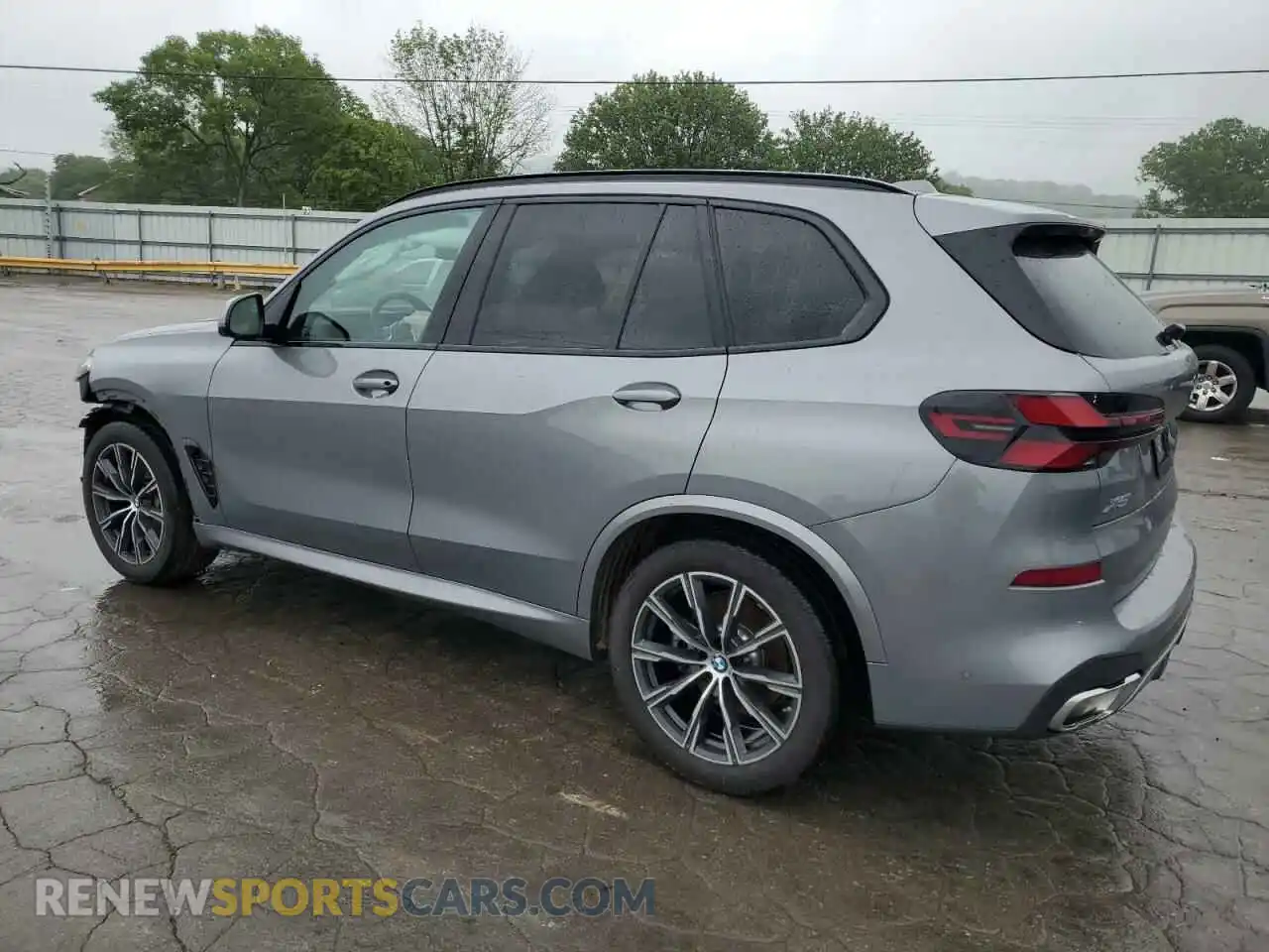2 fotografías del automóvil dañado 5UX23EU0XS9Z08086 BMW X5 2025