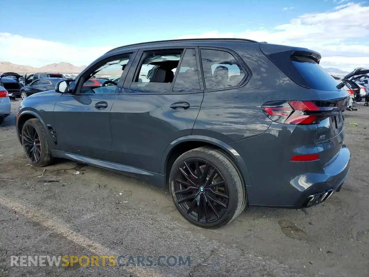 2 fotografías del automóvil dañado 5UX33EU02S9W44866 BMW X5 2025