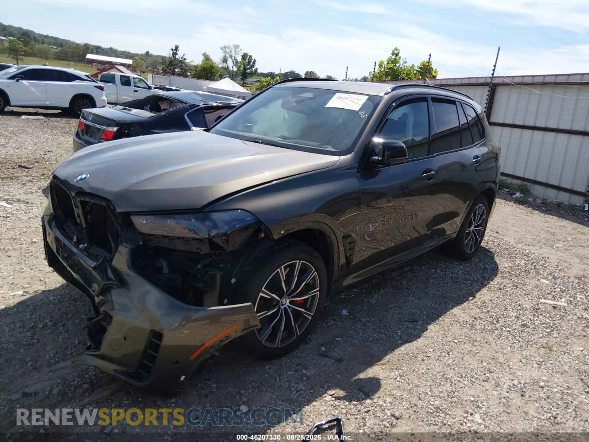 2 Photograph of a damaged car 5UX33EU02S9W65104 BMW X5 2025