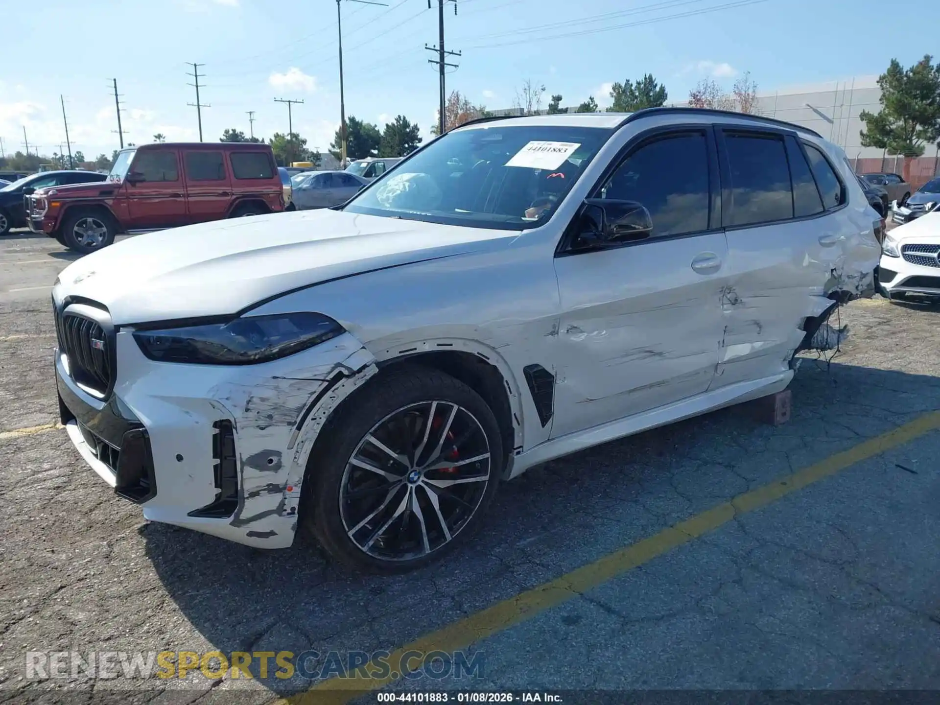 2 Photograph of a damaged car 5UX33EU02S9Y01313 BMW X5 2025