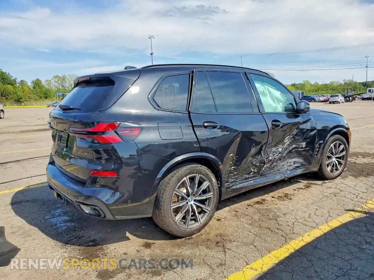 3 fotografías del automóvil dañado 5UX43EU01S9Y82888 BMW X5 2025