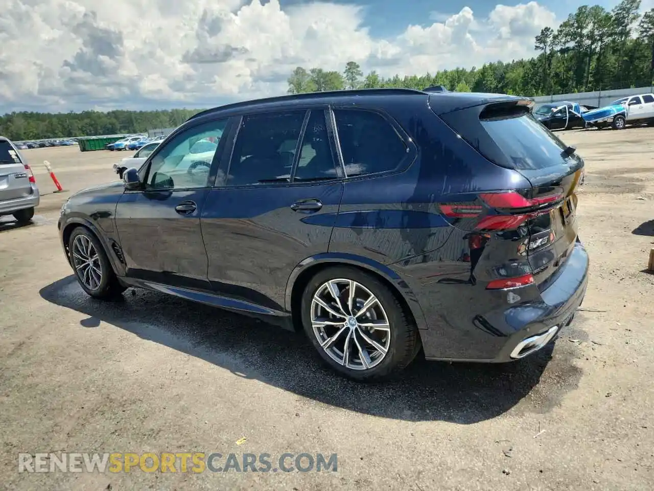 2 Photograph of a damaged car 5UX43EU04S9Z20937 BMW X5 2025