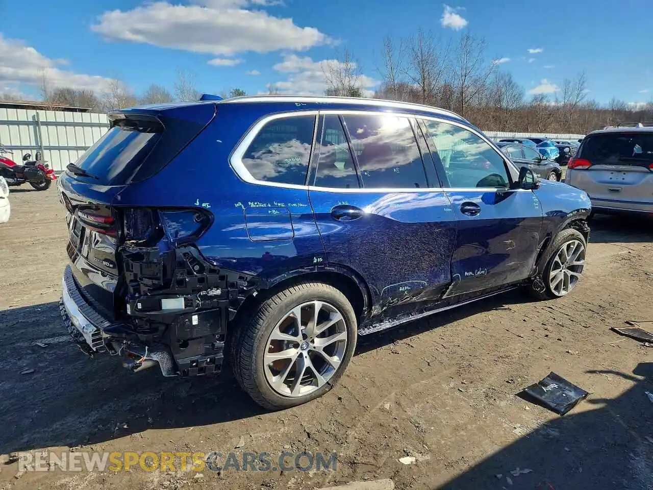 3 Фотография поврежденного автомобиля 5UX43EU06S9Z02293 BMW X5 2025