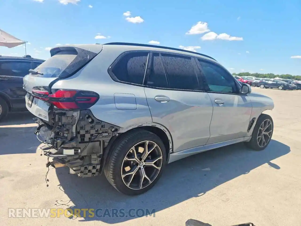 3 Photograph of a damaged car 5UX23EU05T9258438 BMW X5 2026