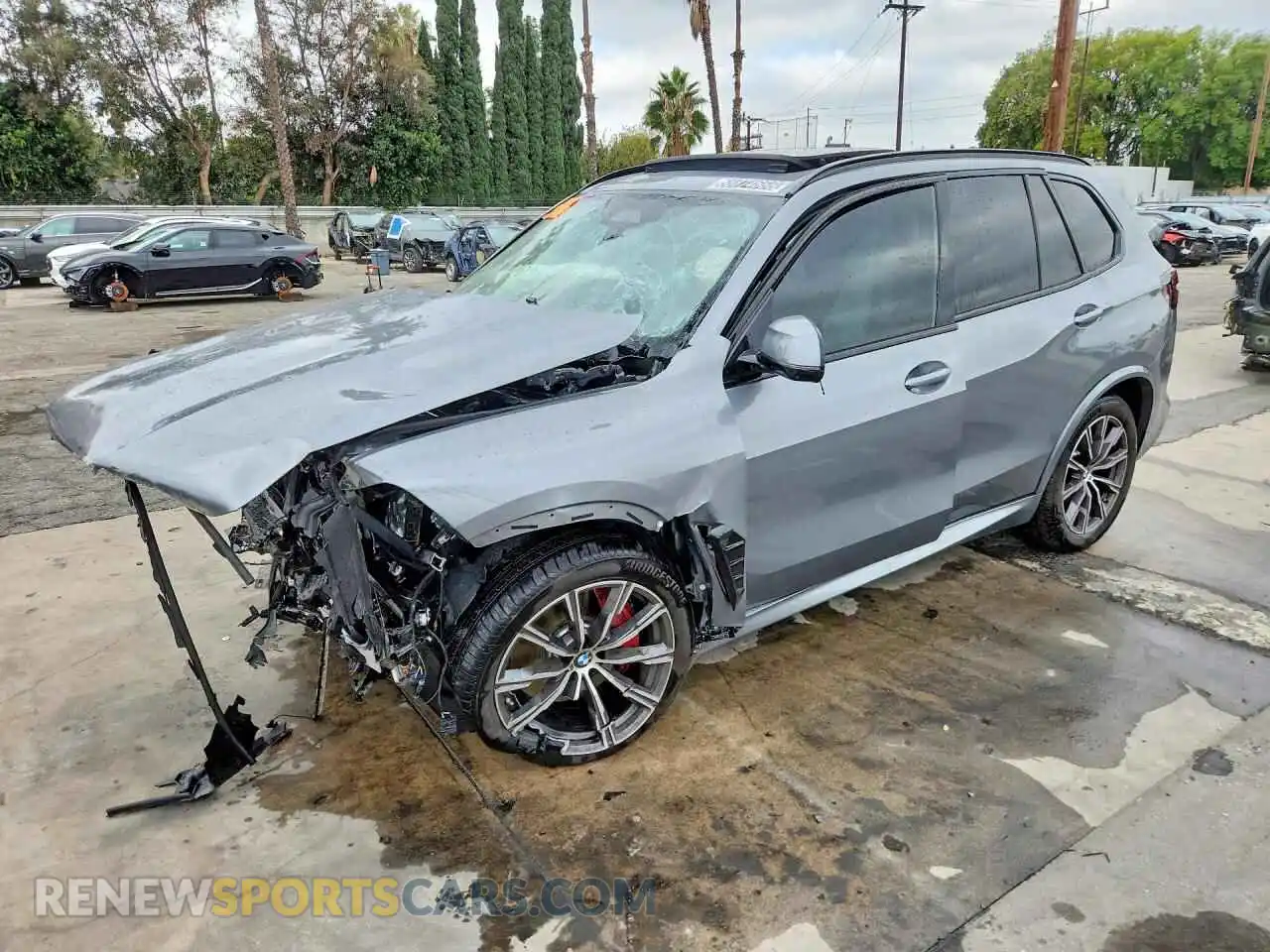 1 Photograph of a damaged car 5UX23EU06T9536103 BMW X5 2026