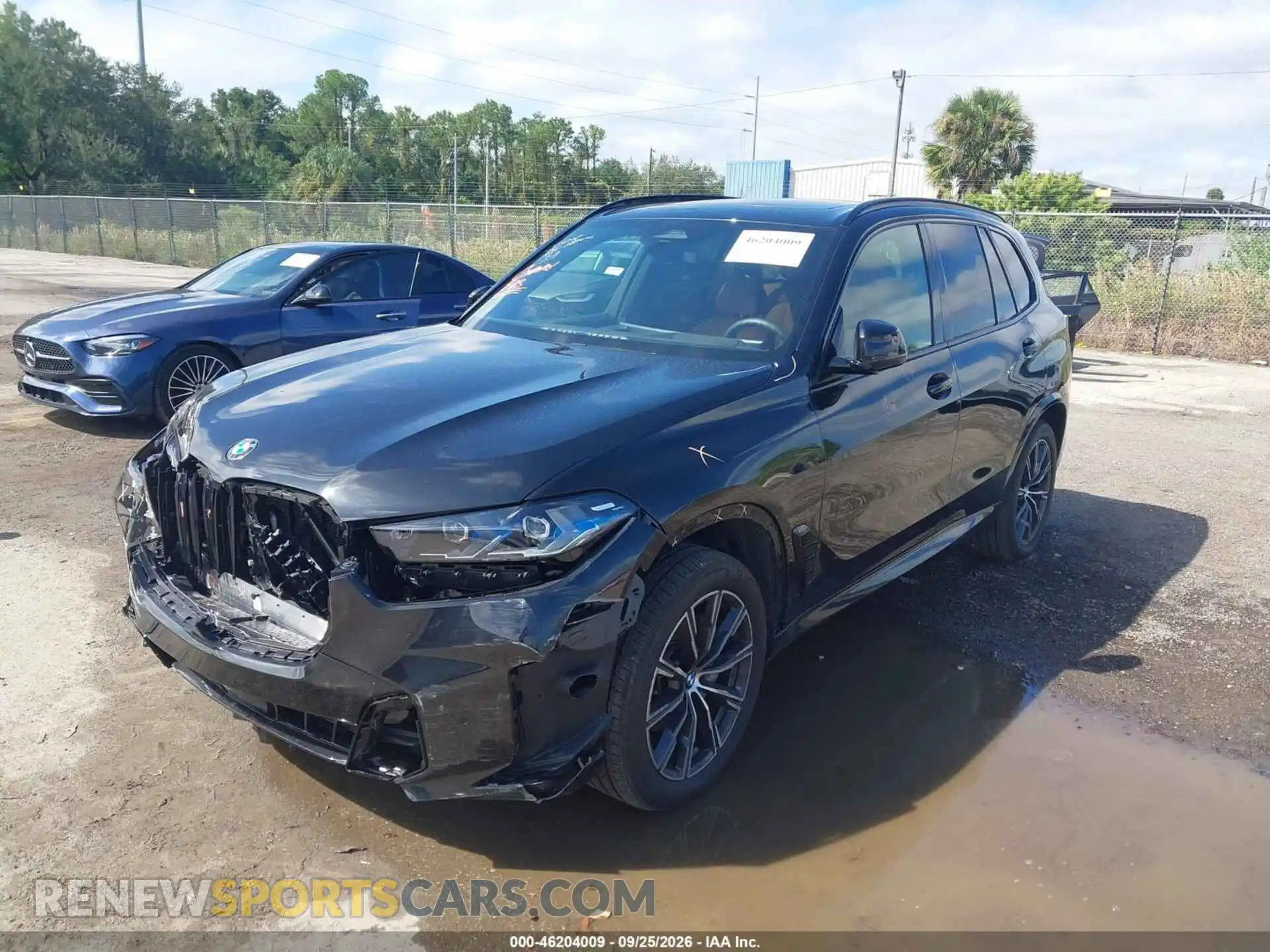 2 Photograph of a damaged car 5UX23EU09T9522826 BMW X5 2026