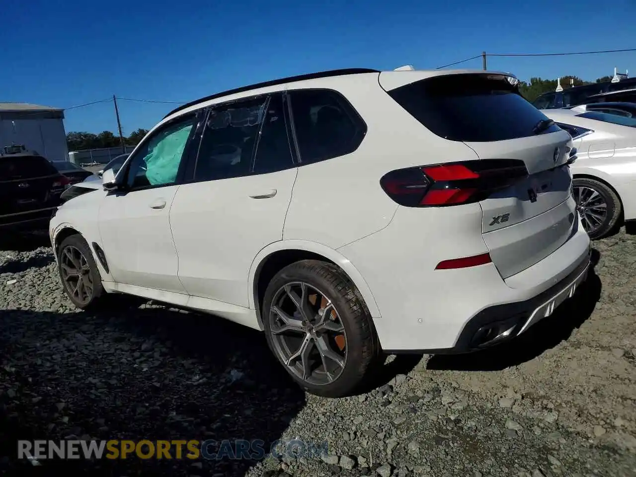 2 Фотография поврежденного автомобиля 5UX23EU0XT9301526 BMW X5 2026
