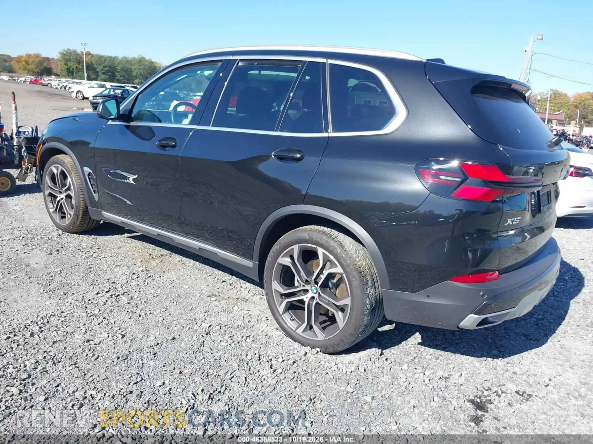 3 Photograph of a damaged car 5UX23EU0XT9340746 BMW X5 2026