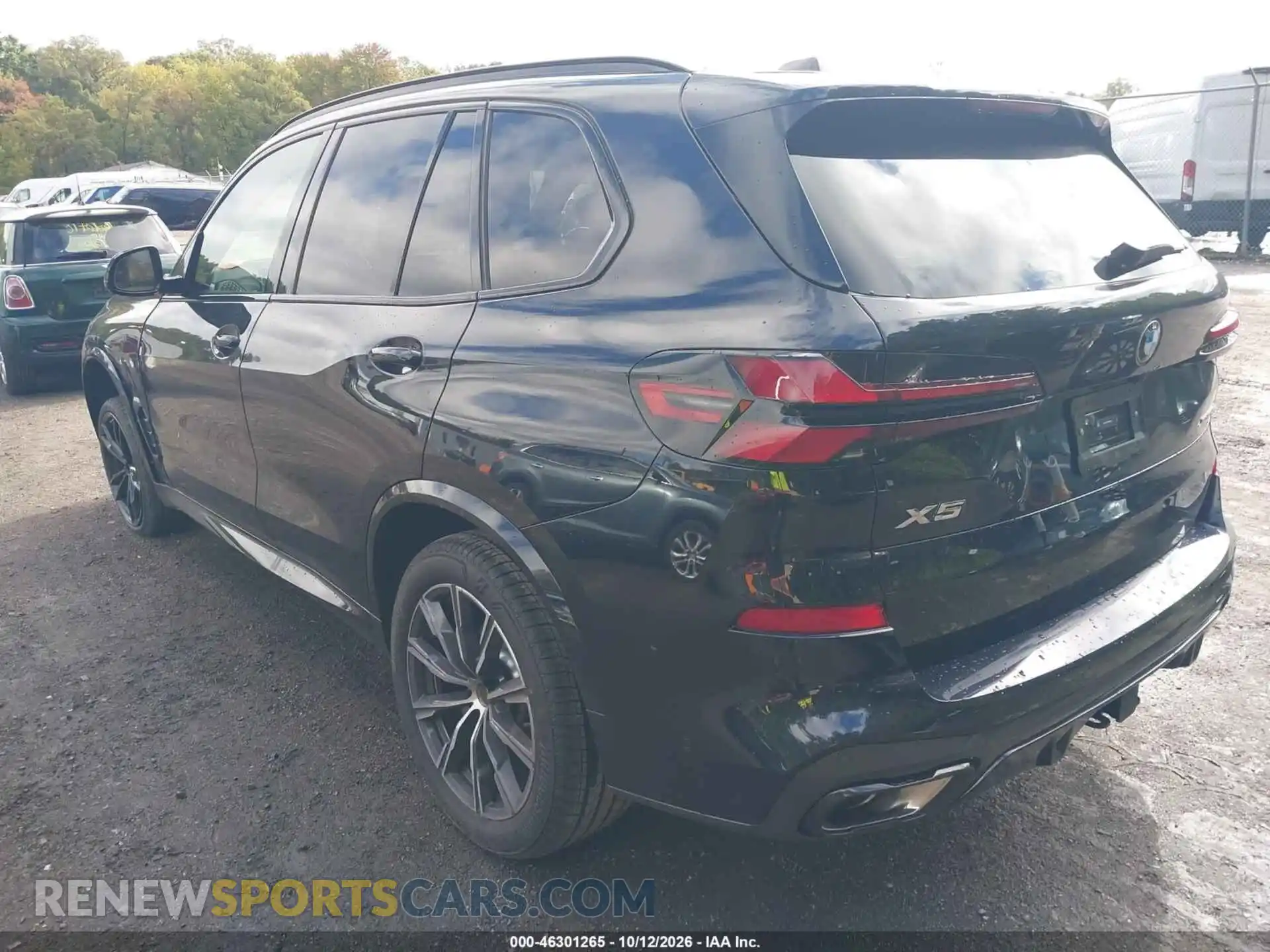 3 fotografías del automóvil dañado 5UX23EU0XT9538498 BMW X5 2026