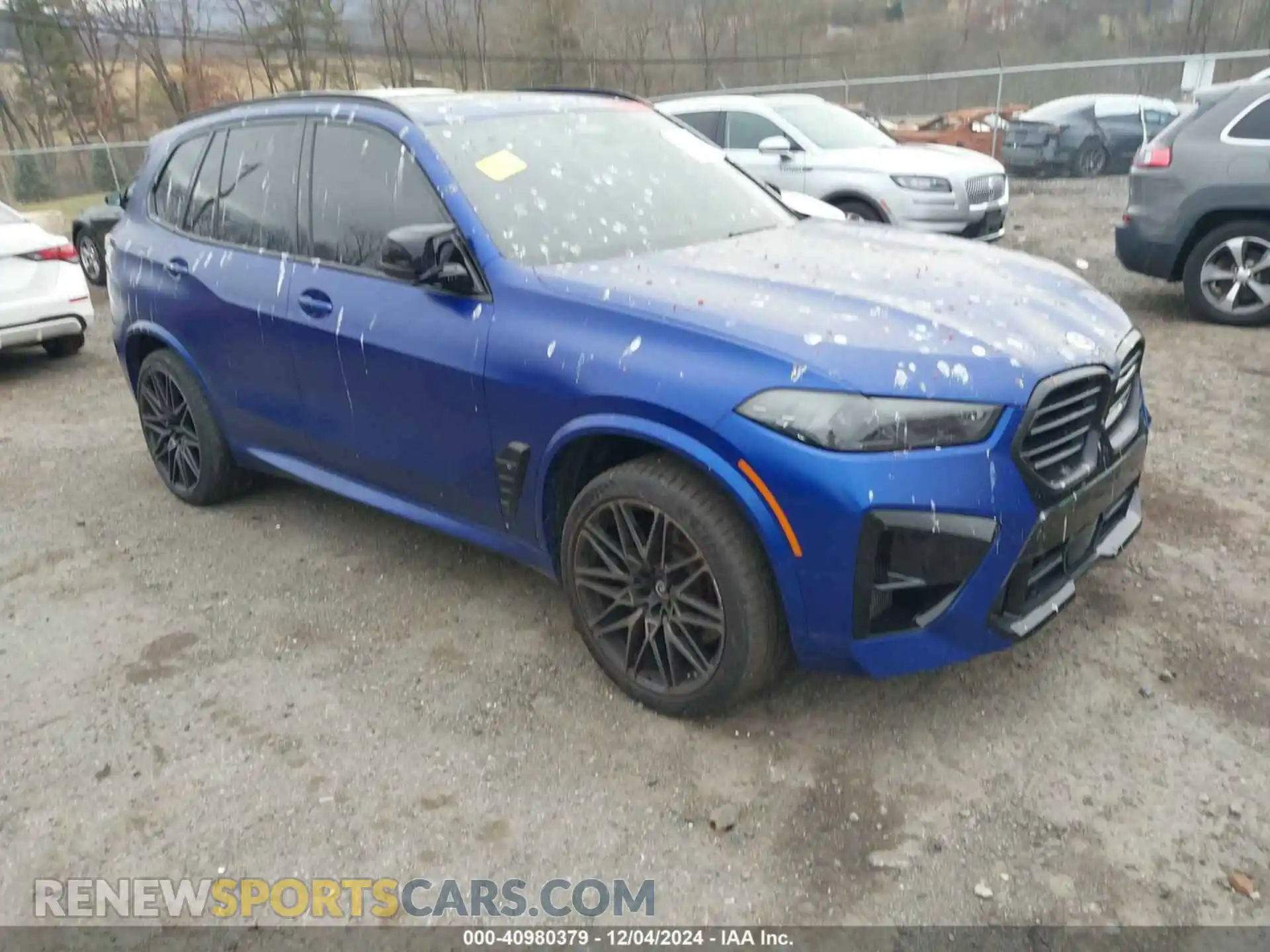 1 Photograph of a damaged car 5YM13ET09R9S29782 BMW X5 M 2024