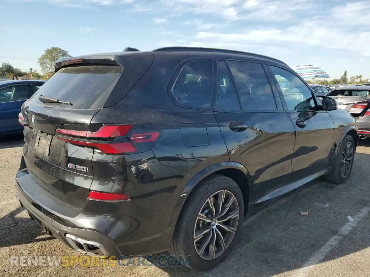 3 fotografías del automóvil dañado 5UX33EU07R9T15106 BMW X5 M60I 2024