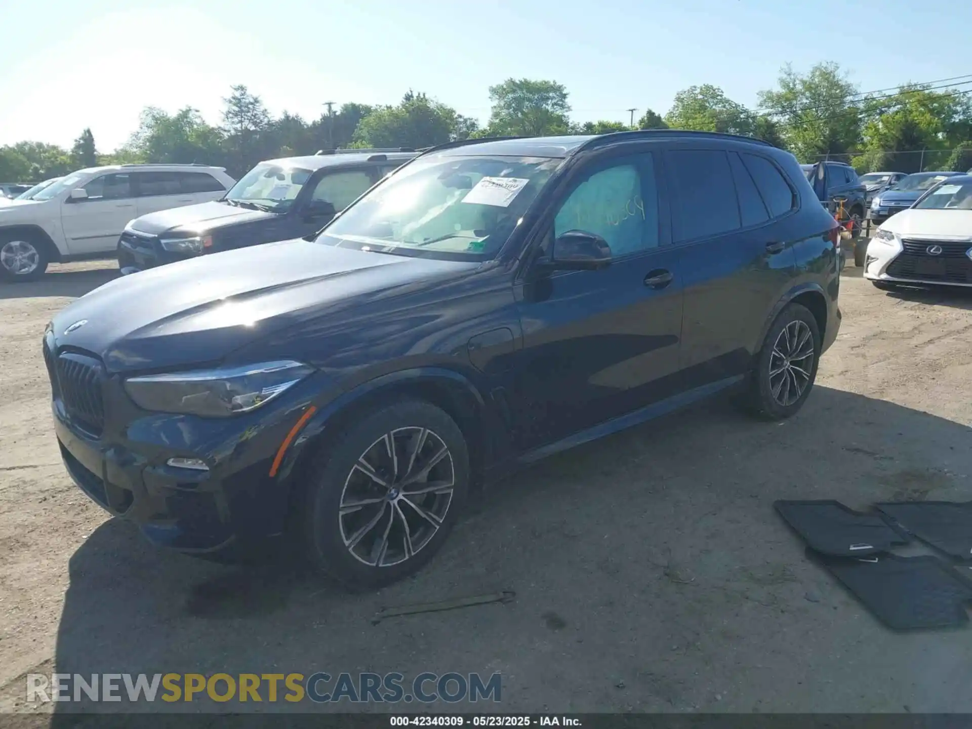 2 Photograph of a damaged car 5UXTA6C09M9F27367 BMW X5 PHEV 2021