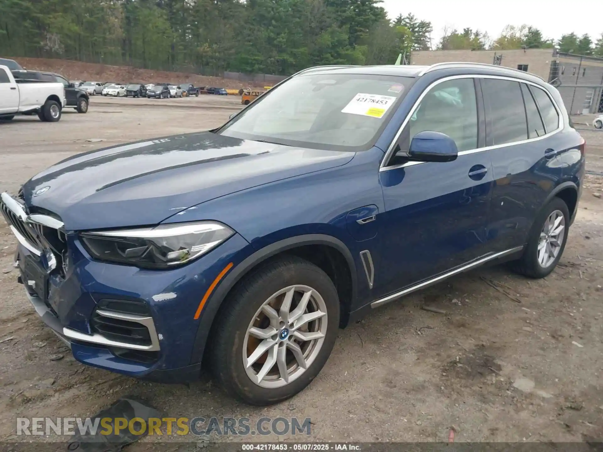 2 Photograph of a damaged car 5UXTA6C06N9M08044 BMW X5 PHEV 2022