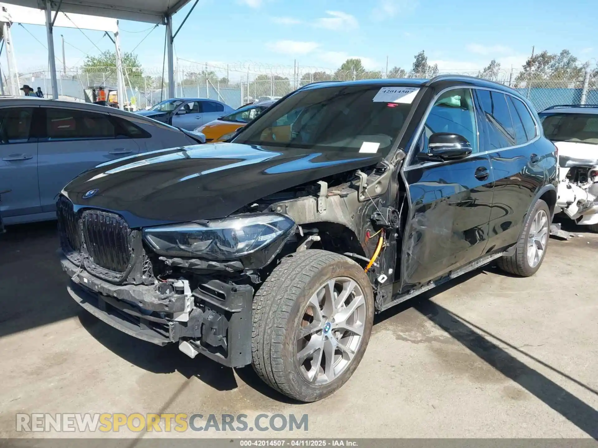 2 Photograph of a damaged car 5UXTA6C01P9P71810 BMW X5 PHEV 2023