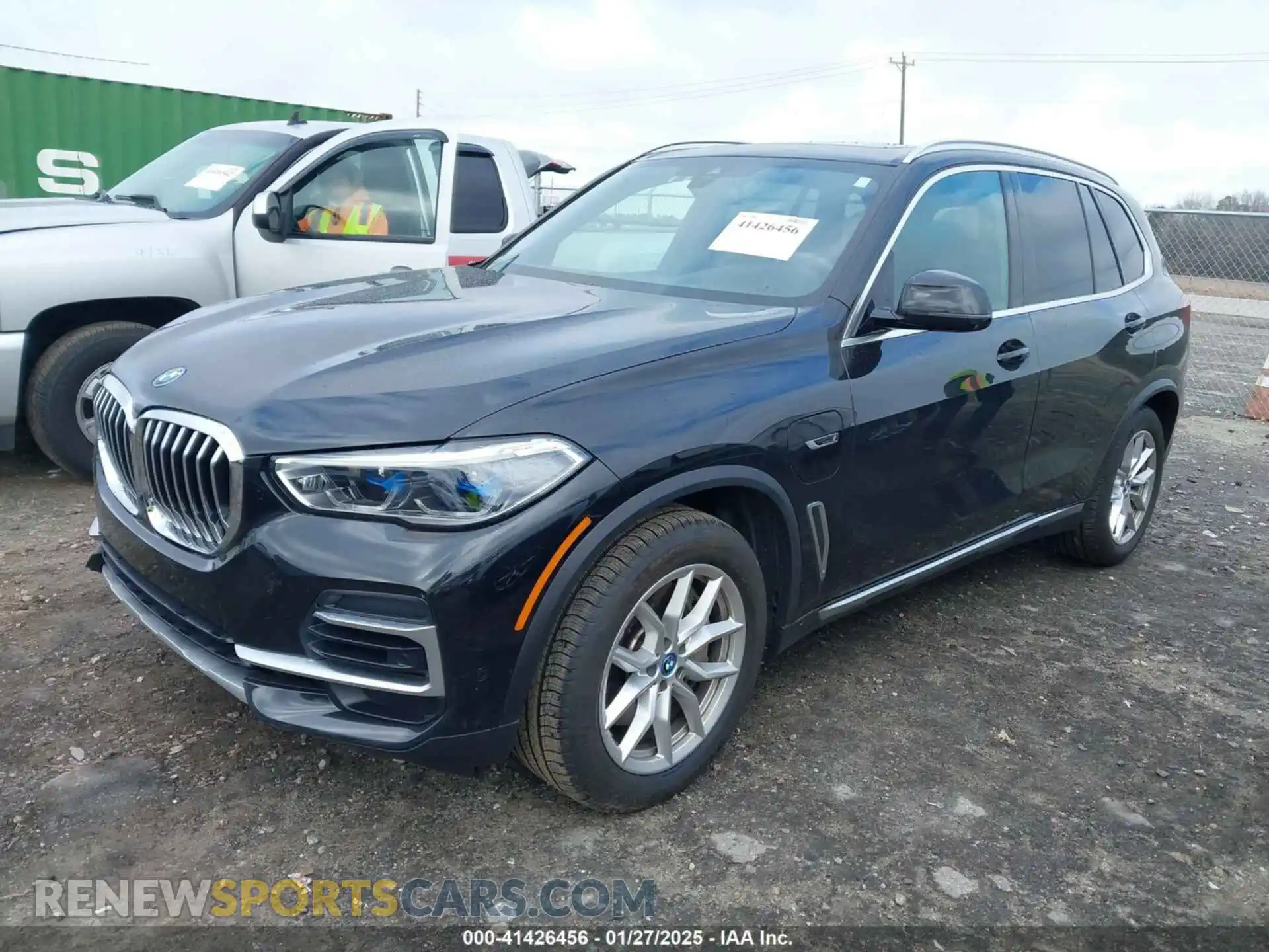 2 Photograph of a damaged car 5UXTA6C07P9N53791 BMW X5 PHEV 2023