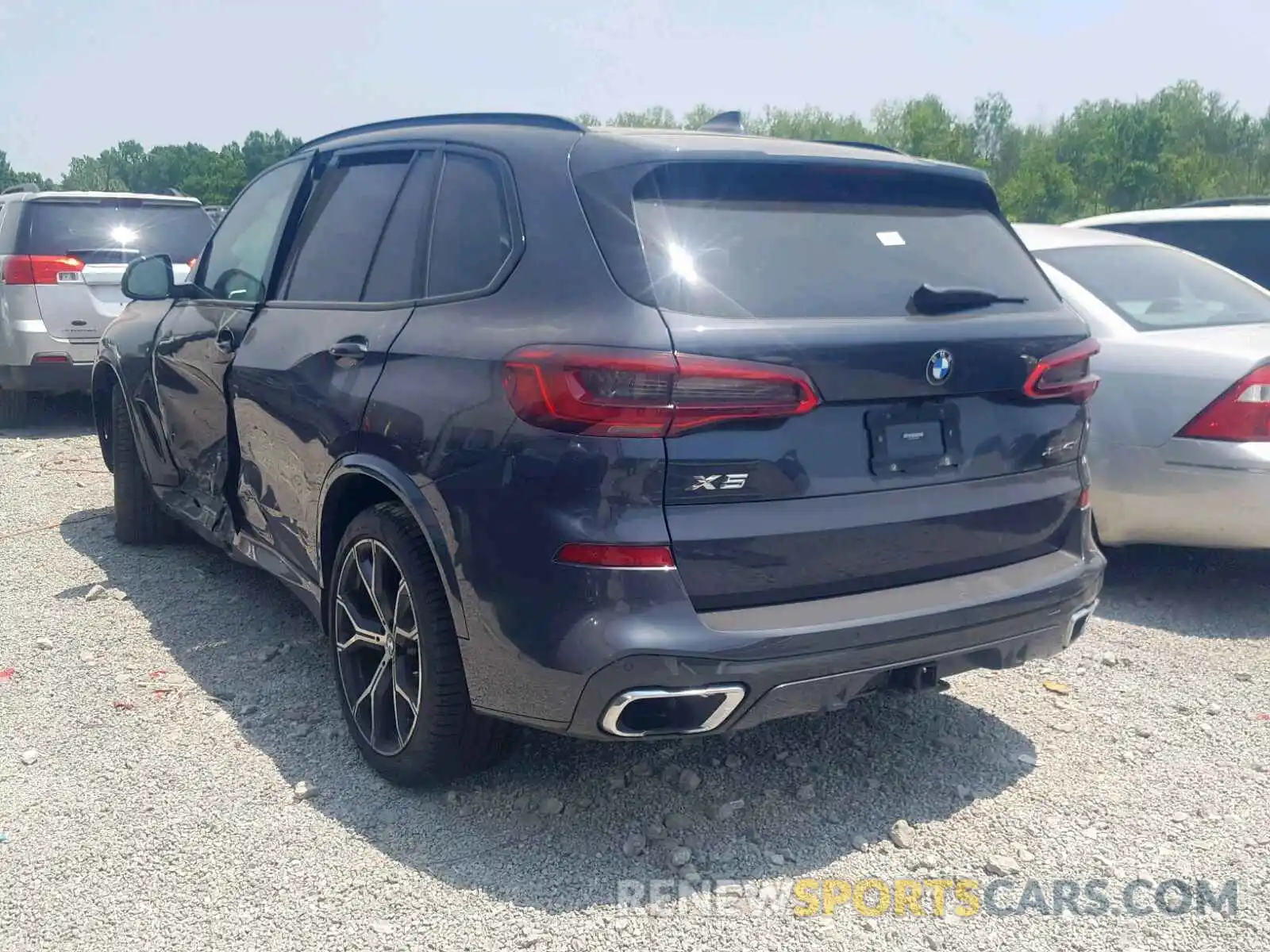 3 Photograph of a damaged car 5UXCR6C50KLK84954 BMW X5 XDRIVE4 2019