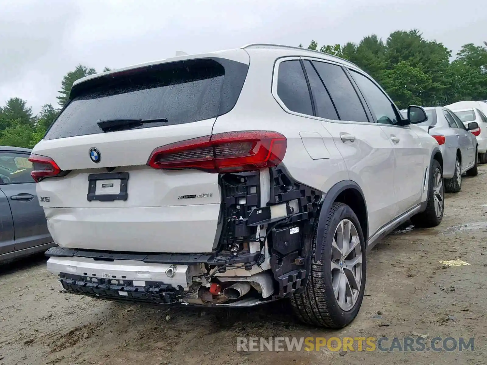 4 Photograph of a damaged car 5UXCR6C51KLK81397 BMW X5 XDRIVE4 2019